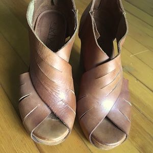 SixtySeven platforms